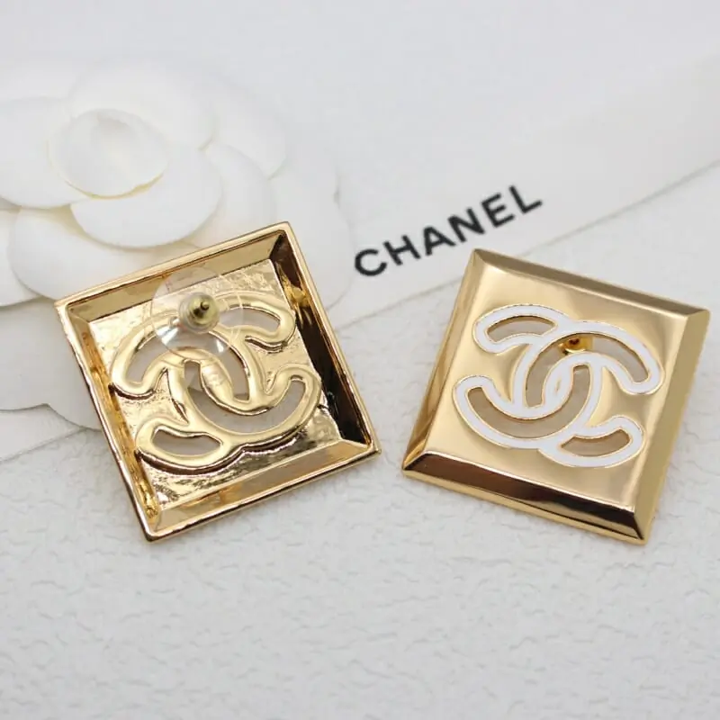 chanel boucles doreilles pour femme s_12532122